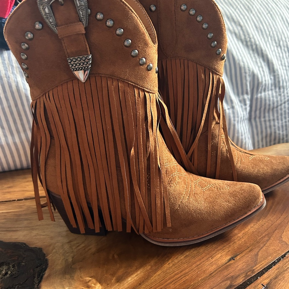 Pink Lily Fringe Suede Ankle Boots - Brown